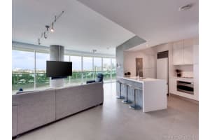 Add Building Entrance, 2127 Brickell Ave, Miami, FL 33129, Sold 11/15/19