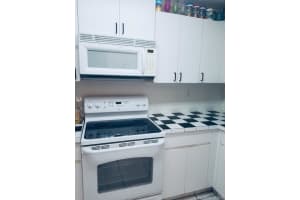 8851 NW 119th St, Hialeah, FL 33018, Sold 09/17/19