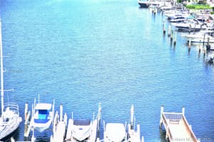 100 Golden Isles Dr, Hallandale Beach, FL 33009, Sold 08/31/20