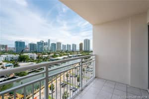 400 Kings Point Dr, Sunny Isles Beach, FL 33160, Sold 01/20/20