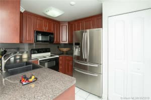 301 W Park Dr, Miami, FL 33172, Sold 06/26/19