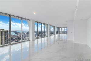 16901 Collins Ave, Sunny Isles Beach, FL 33160, Sold 03/05/21