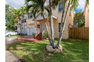 10161 NW 6th St, Pembroke Pines, FL 33026, Sold 07/05/19