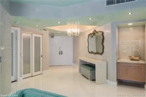 4779 Collins Ave, Miami Beach, FL 33140, Sold 12/23/19