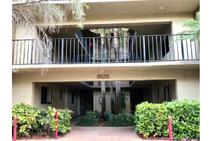 8625 NW 8th St, Miami, FL 33126, Sold 08/21/19