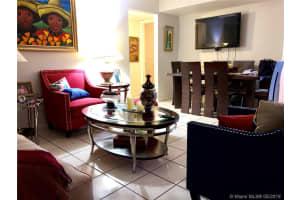 8625 NW 8th St, Miami, FL 33126, Sold 08/21/19