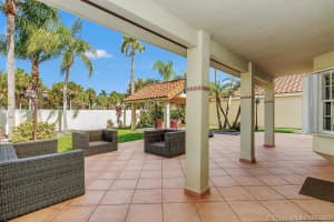 10355 NW 48th St, Doral, FL 33178, Sold 10/09/20