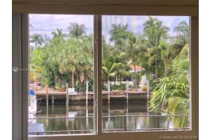 301 E McNab Rd, Pompano Beach, FL 33060, Sold 04/08/21