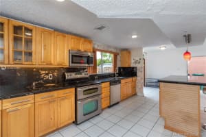 761 NW 126th Ct, Miami, FL 33182, Sold 01/16/20