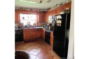 9014 Vineyard Lake Dr, Plantation, FL 33324, Sold 11/14/19