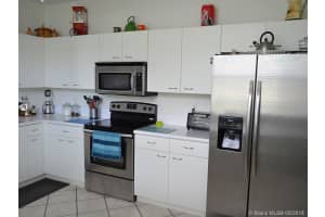 2087 Pasa Verde Ln, Weston, FL 33327, Sold 06/27/19