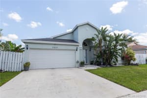 9800 Atlantic Dr, Miramar, FL 33025, Sold 07/01/19