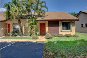 3052 S Oakland Forest Dr, Oakland Park, FL 33309, Sold 05/10/21