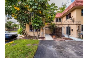7110 NW 169th St, Hialeah, FL 33015, Sold 10/23/19