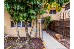 7110 NW 169th St, Hialeah, FL 33015, Sold 10/23/19
