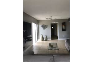 8425 NW 8th St, Miami, FL 33126, Sold 07/31/19