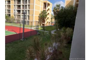 9210 Fontainebleau Blvd, Miami, FL 33172, Sold 07/17/19