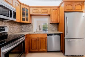 17000 NW 67th Ave, Hialeah, FL 33015, Sold 07/24/19