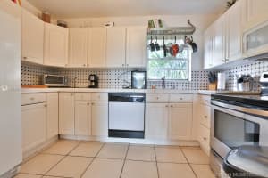 3181 S Ocean Dr, Hallandale Beach, FL 33009, Sold 08/27/19