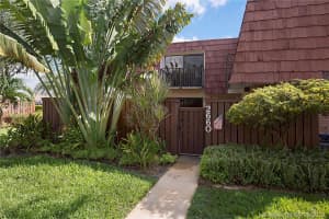 2660 SW 15th St, Deerfield Beach, FL 33442, Sold 07/01/19