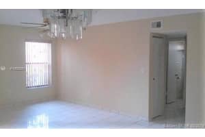 10847 NW 7th St, Miami, FL 33172, Sold 10/08/19