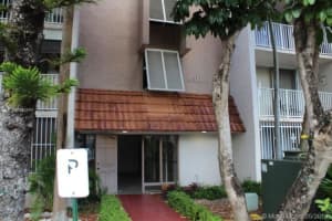 8511 NW 8th St, Miami, FL 33126, Sold 08/28/19