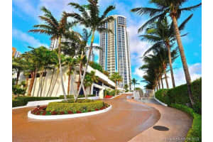 18671 Collins Ave, Sunny Isles Beach, FL 33160, Sold 02/06/20
