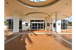 18671 Collins Ave, Sunny Isles Beach, FL 33160, Sold 02/06/20
