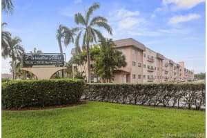 501 Blue Heron Dr, Hallandale Beach, FL 33009, Sold 10/24/19