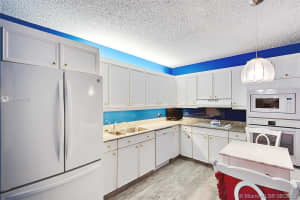 8855 Collins Ave #11h, Surfside, FL 33154, Sold 09/16/19