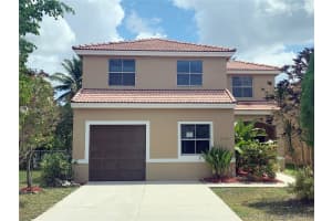 10521 SW 13th Ct, Pembroke Pines, FL 33025, Sold 07/12/19