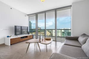 450 Alton Rd, Miami Beach, FL 33139, Sold 09/13/19