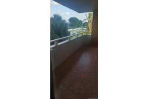 17650 NW 68th Ave APT A2008, Hialeah, FL 33015, Sold 11/15/19