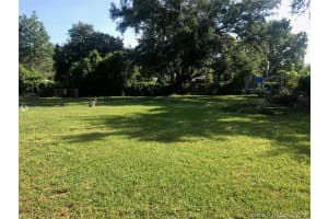 2214 2nd St SW, Vero Beach, FL 32962, Sold 09/16/19