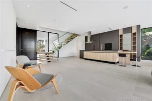 272 Palm Ave, Miami Beach, FL 33139, Sold 06/08/20