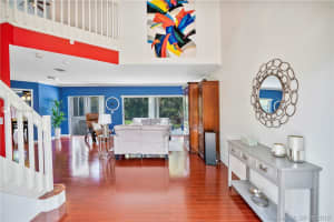2711 Regalia Pl, Hollywood, FL 33026, Sold 07/30/19