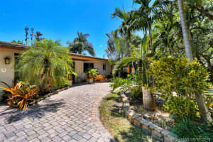 301 S 57th Way, Hollywood, FL 33023, Sold 09/17/19
