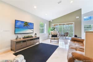 526 Bridgeton Rd, Weston, FL 33326, Sold 07/01/19