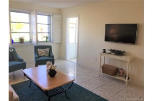 2309 Park Ln, Hollywood, FL 33021, Sold 08/13/19