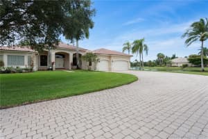 13233 SW 43rd St, Davie, FL 33330, Sold 03/04/20