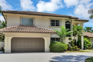 8322 NW 156th Terrace, Hialeah, FL 33016, Sold 01/28/20