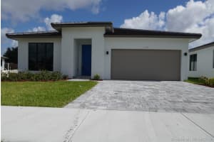 2941 SE 3rd St, Homestead, FL 33033, Sold 07/31/19