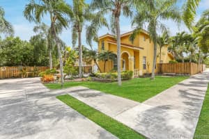 16472 SW 98th Terrace, Miami, FL 33196, Sold 10/22/19
