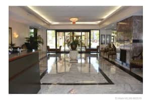 800 NE 195th St, Miami, FL 33179, Sold 08/15/19