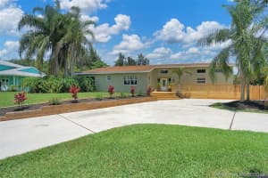 2750 SW 140th Terrace, Davie, FL 33330, Sold 08/06/19