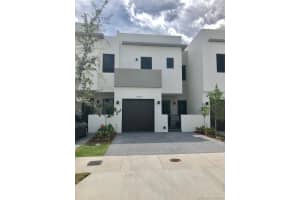 9120 SW 5th Ln, Miami, FL 33174, Sold 01/31/20