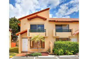 10206 SW 77th Ct, Miami, FL 33156, Sold 07/31/19