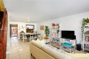 10206 SW 77th Ct, Miami, FL 33156, Sold 07/31/19