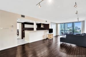 400 Leslie Dr, Hallandale Beach, FL 33009, Sold 06/15/20