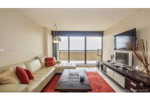 2555 Collins Ave, Miami, FL 33140, Sold 12/16/19